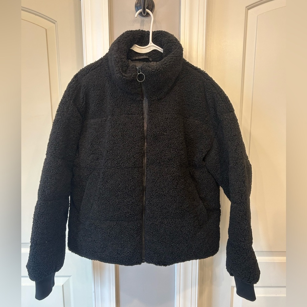 NWT NVLT Women’s Large Noir Black Coat